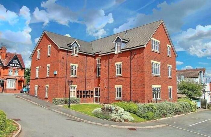 1 Bedroom Flat To Rent In Mount Pleasant, Southcrest, Redditch, B97