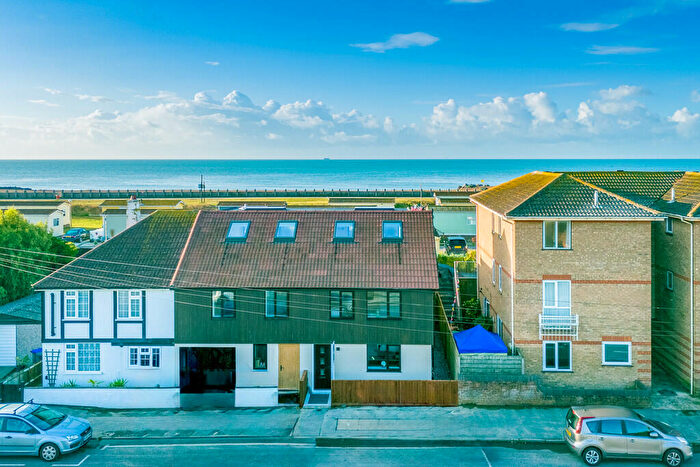 3 Bedroom Semi-Detached House To Rent In Brighton Road, Lancing, BN15