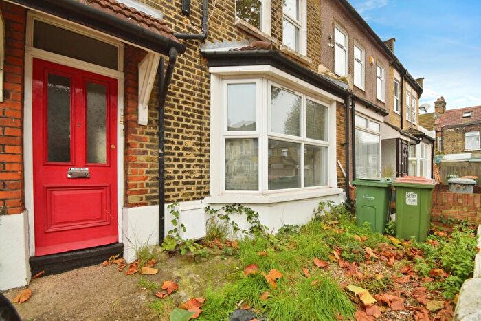 1 Bedroom Flat To Rent In Becket Avenue, E6