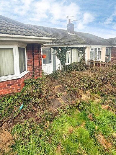 2 Bedroom Bungalow For Sale In Field House Road, Humberston, Grimsby, Lincolnshire, DN36