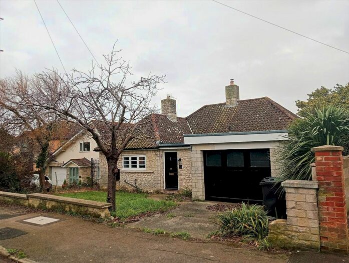 4 Bedroom Bungalow To Rent In Ullswater Crescent, Weymouth, DT3