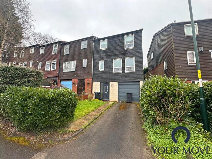 3 Bedroom End Of Terrace House For Sale In Selcombe Way, Birmingham, West Midlands, B38