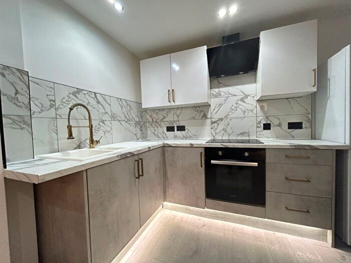 1 Bedroom Flat To Rent In Chalon Way West, St Helens, WA10