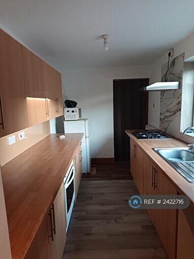 3 Bedroom Terraced House To Rent In Rutland Street, Grimsby, DN32