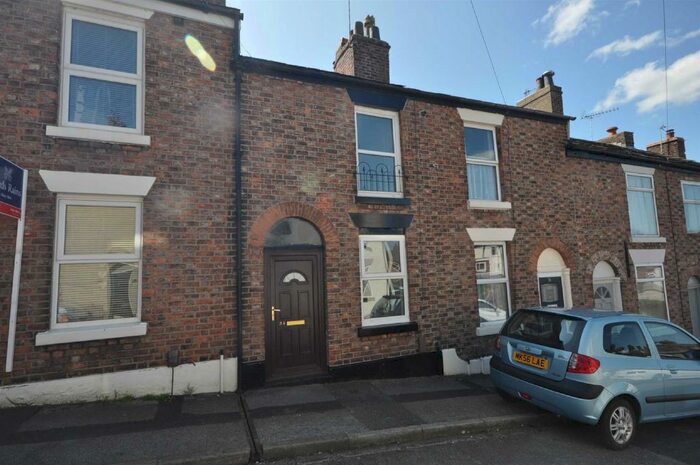 2 Bedroom House To Rent In Lansdowne Street, Macclesfield, SK10