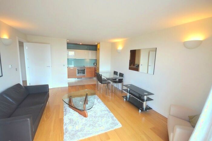 1 Bedroom Property To Rent In St William's Court, Gifford Street, Islington, Kings Cross, London, N1