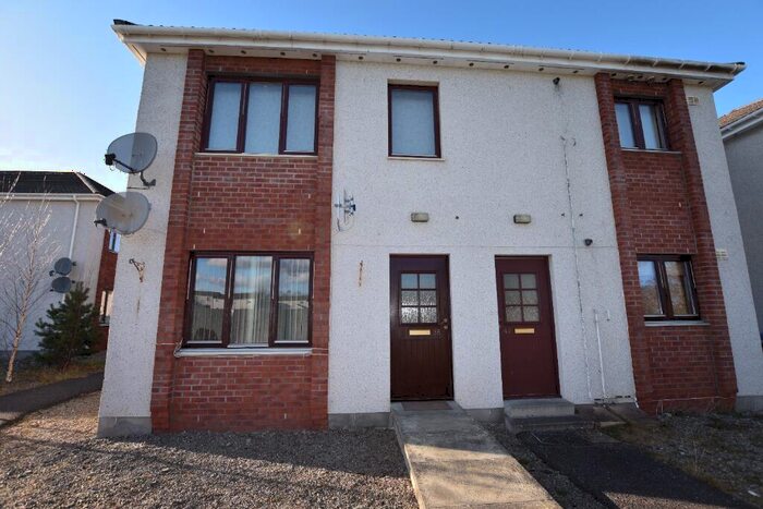 2 Bedroom Flat To Rent In Berneray Court, Inverness, IV2