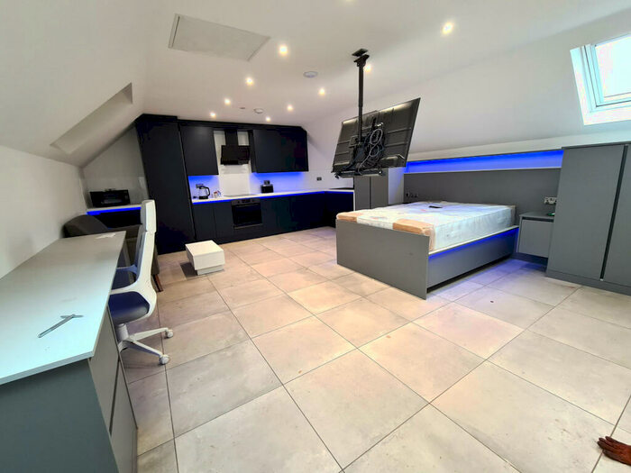 Studio To Rent In Berry Street, Coventry, West Midlands, CV1