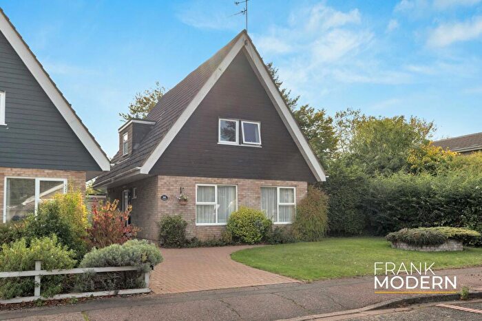 3 Bedroom Detached House For Sale In Gullymore, Bretton, PE3