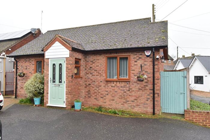 2 Bedroom Bungalow For Sale In Green Lane, Langley, Maidstone, ME17