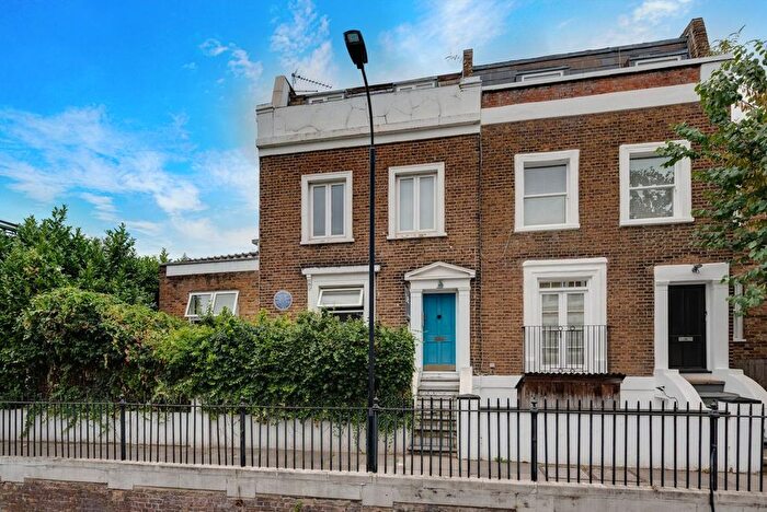 1 Bedroom Flat For Sale In Cambridge Grove, Hammersmith, W6