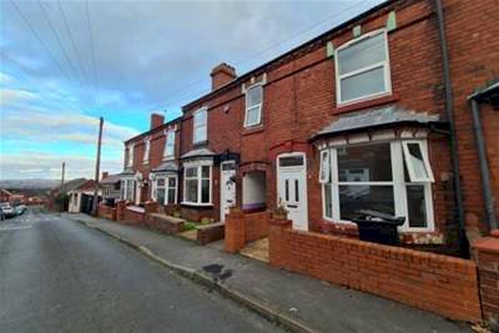 3 Bedroom House To Rent In Pearson Street, Stourbridge, DY9