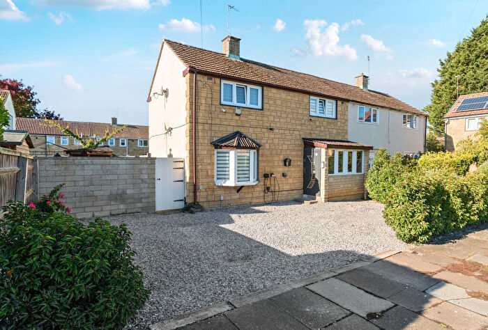 3 Bedroom Semi-Detached House For Sale In Howell Road, Cheltenham, Gloucestershire, GL51