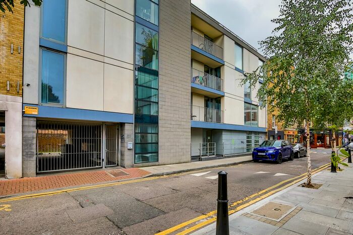 2 Bedroom Flat To Rent In Bacon Street, Shoreditch E2
