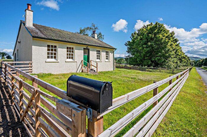 3 Bedroom Detached House For Sale In Lundie, Dundee, Angus, DD2