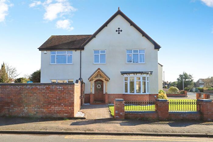4 Bedroom Detached House For Sale In Vine Street, Kidderminster, DY10