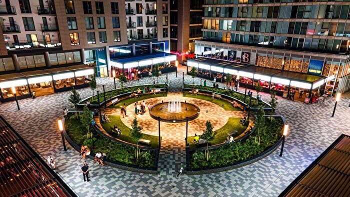 2 Bedroom Apartment To Rent In Witan Gate, Milton Keynes, MK9