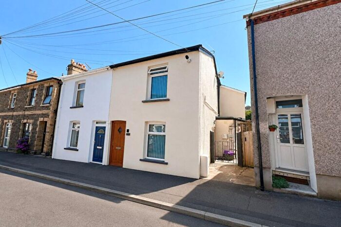 2 Bedroom End Of Terrace House For Sale In St Helens Road, Abergavenny, NP7