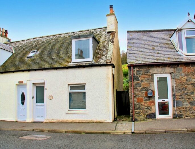 2 Bedroom End Of Terrace House For Sale In Main Street, Newton Stewart, DG8