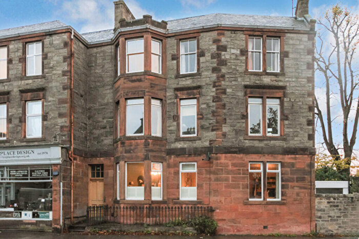 3 Bedroom Flat For Sale In / Newhaven Road, Edinburgh, EH6