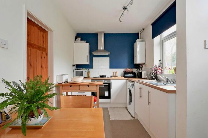 2 Bedroom Terraced House To Rent In Crowder Avenue, Sheffield, S5