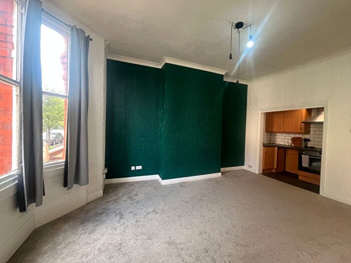 1 Bedroom Flat To Rent In Swinley Road, Wigan, WN1