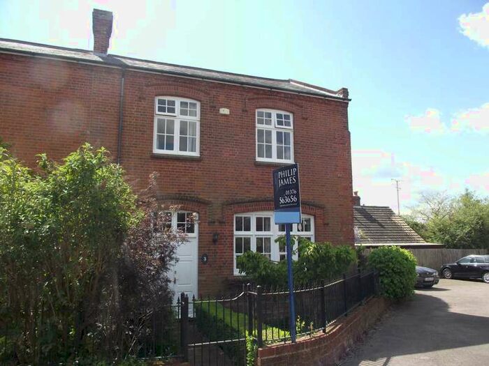 3 Bedroom Semi-Detached House To Rent In School Mews, Coggeshall., CO6