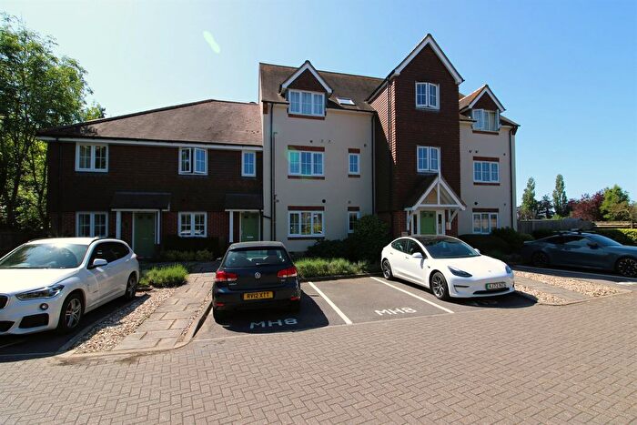 2 Bedroom Flat To Rent In Flat Montagu House, Tilemakers Close, Westhampnett, Chichester, West Sussex, PO18