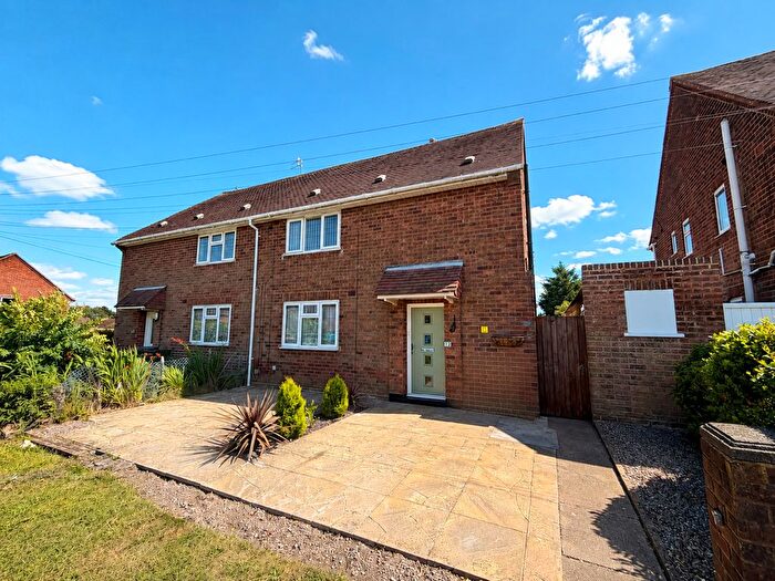 1 Bedroom Maisonette For Sale In Baylis Avenue, Ashmore Park, Wolverhampton, WV11