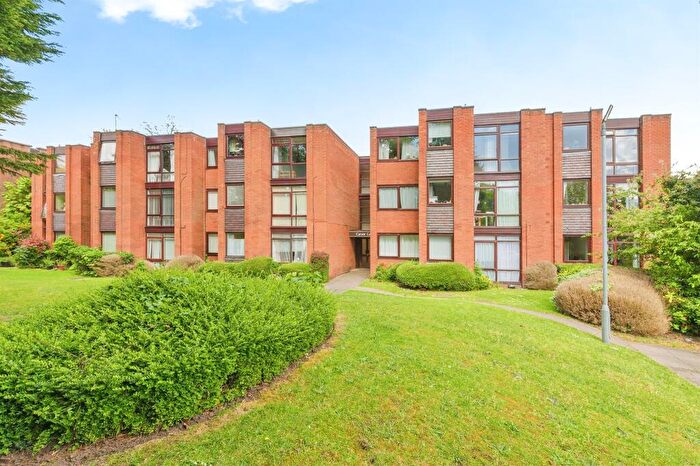 2 Bedroom Flat For Sale In Chester Road, Erdington, Birmingham, B24