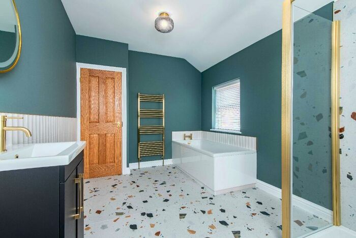 3 Bedroom Detached House To Rent In Orston Road, West Bridgford, NG2