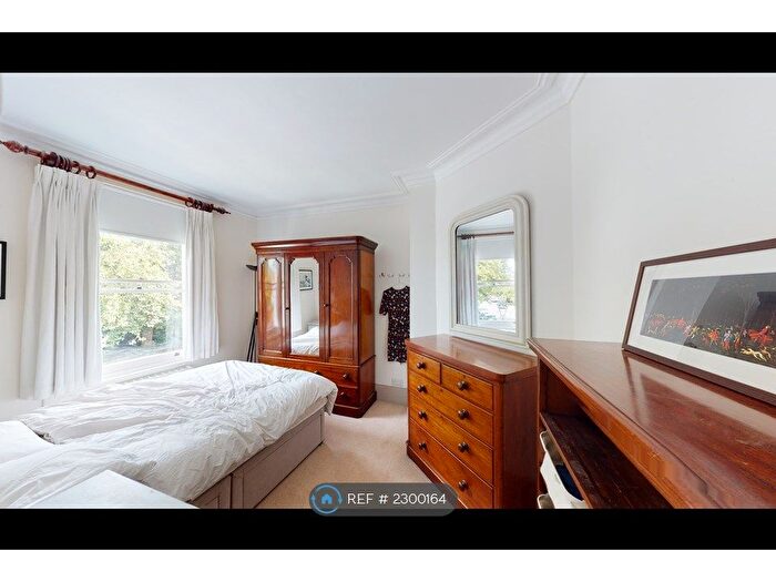 2 Bedroom Flat To Rent In Albion House, London, W6