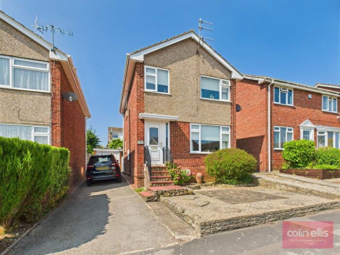 3 Bedroom Detached House For Sale In Shelton Avenue, East Ayton, Scarborough, YO13