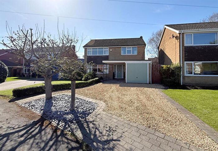 4 Bedroom Detached House For Sale In Park Road, Allington, NG32