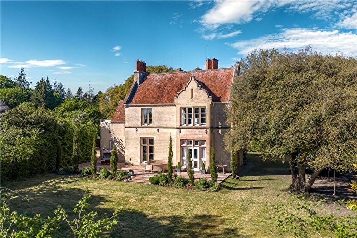 6 Bedroom Detached House For Sale In Foxhall Road, Didcot, Oxfordshire, OX11