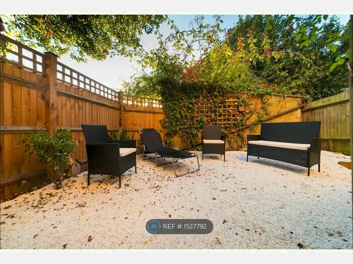 2 Bedroom Flat To Rent In Brixton Hill, London, SW2