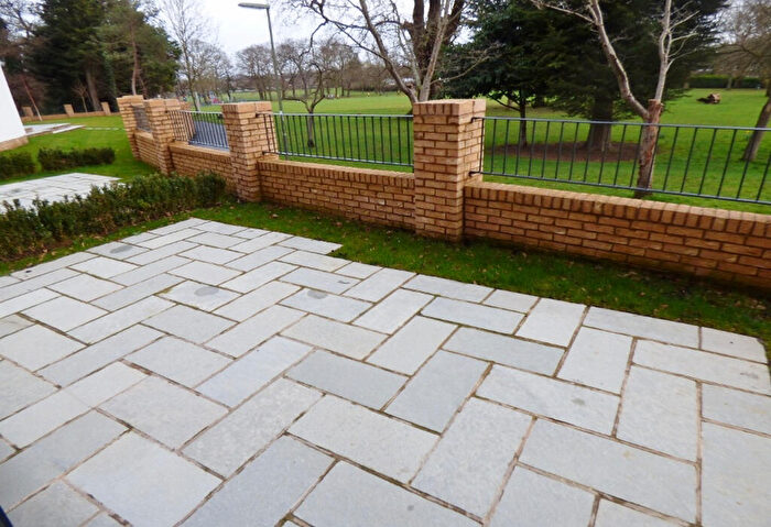 1 Bedroom Maisonette To Rent In Epsom, KT19