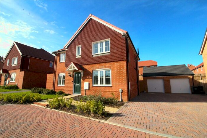 5 Bedroom Detached House To Rent In Broadacre View, Gravesend, Kent, DA11