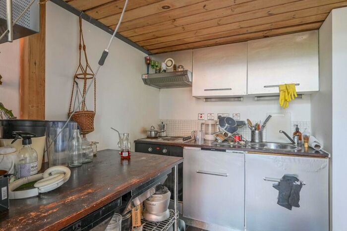 Studio To Rent In Manhattan Building, Bow, London, E3