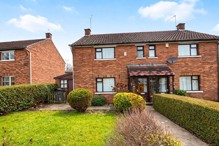 2 Bedroom Semi Detached House For Sale In Harrogate Road, Bradford, BD10