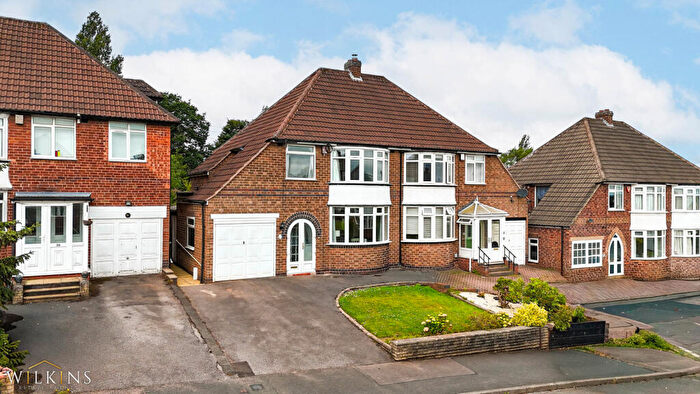 3 Bedroom Semi Detached House For Sale In Moss Drive, Sutton Coldfield, West Midlands, B72