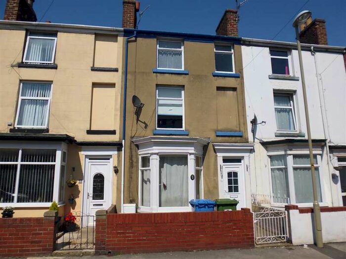 3 Bedroom Terraced House To Rent In Cambridge Street, Scarborough, YO12