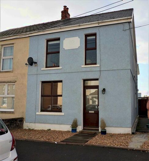 3 Bedroom Semi-Detached House To Rent In Bryncwar Road, Penygroes, Llanelli, SA14