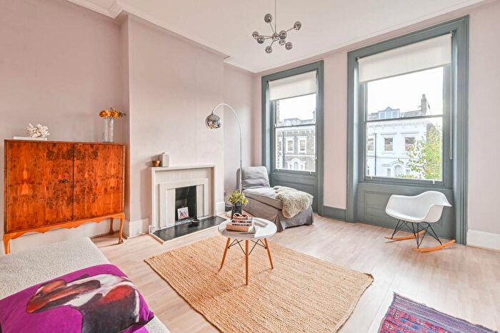1 Bedroom Flat To Rent In Oseney Crescent, Kentish Town, London, NW5