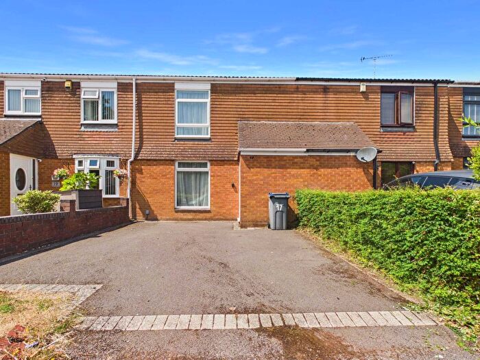 2 Bedroom Terraced House To Rent In Hawkesley End, Birmingham, West Midlands, B38
