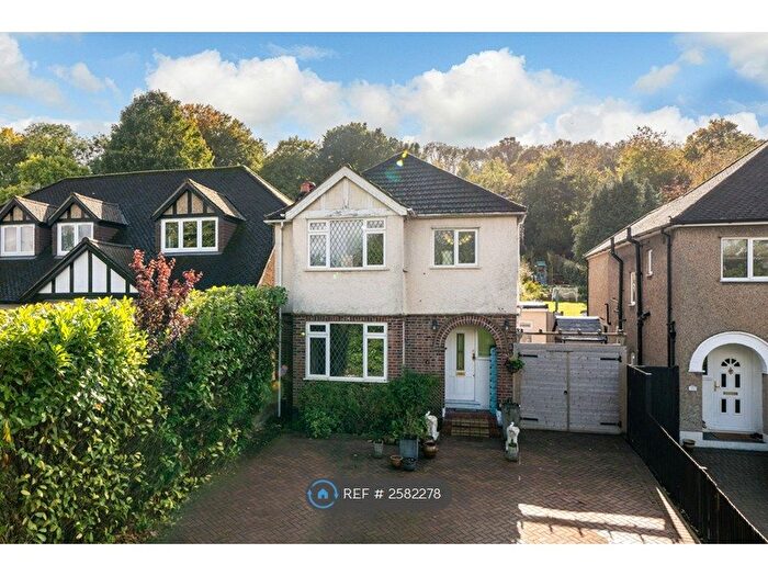4 Bedroom Detached House To Rent In Roughdown Avenue, Hemel Hempstead, HP3