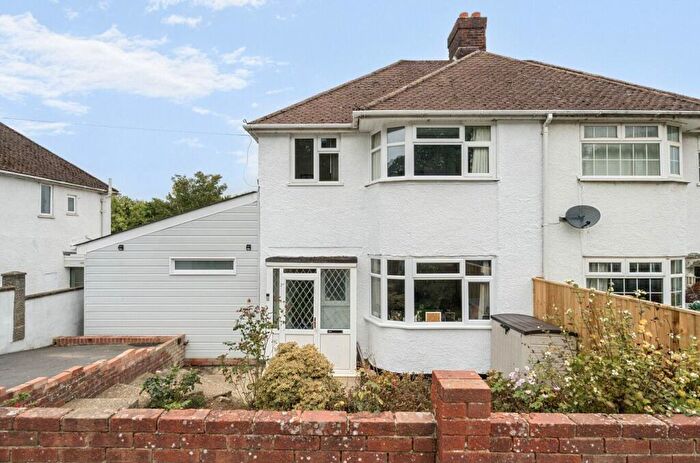3 Bedroom Semi-Detached House For Sale In Braeside Road, Bitterne, Southampton, SO19