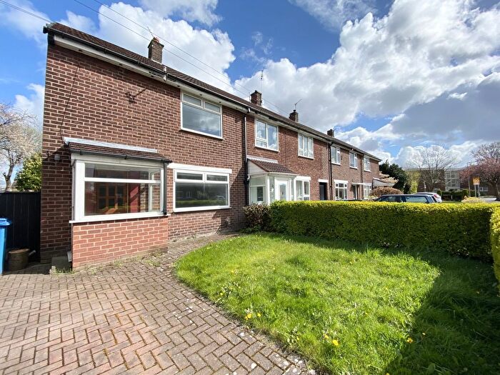 2 Bedroom Semi-Detached House To Rent In Warwick Road, Heaton Norris, Stockport, SK4