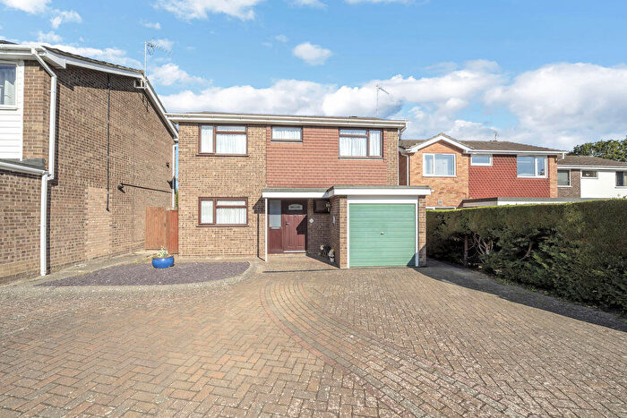 4 Bedroom Detached House For Sale In The Curlews, Bury St. Edmunds, IP33