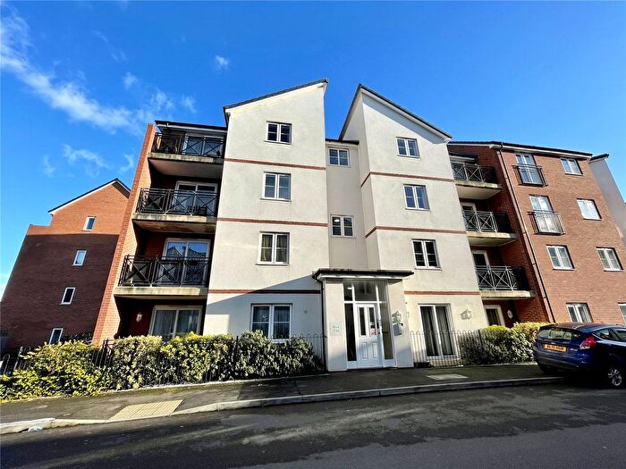 2 Bedroom Flat For Sale In Poppleton Close, Coventry, West Midlands, CV1